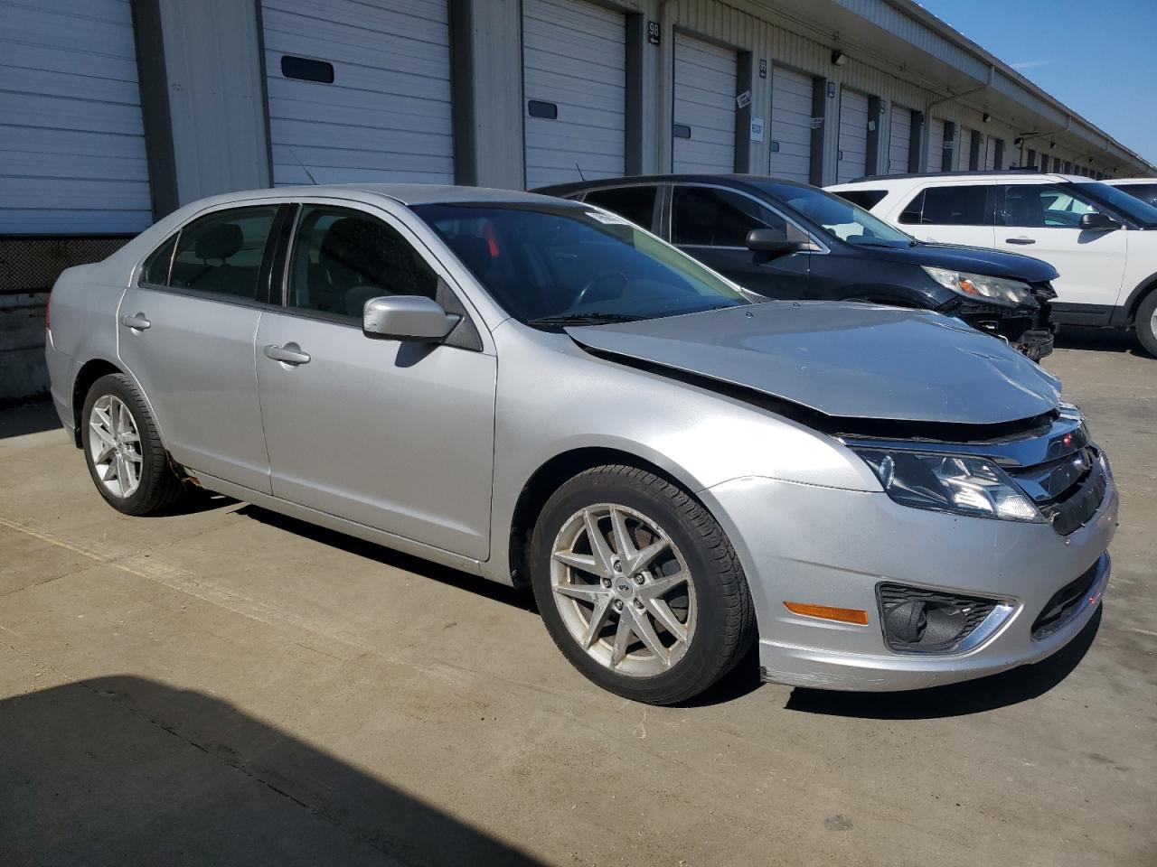 2011 FORD FUSION SEL - Image 4