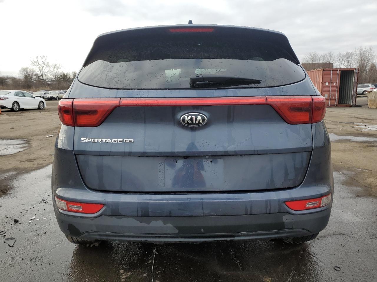 2017 KIA SPORTAGE L - Image 6