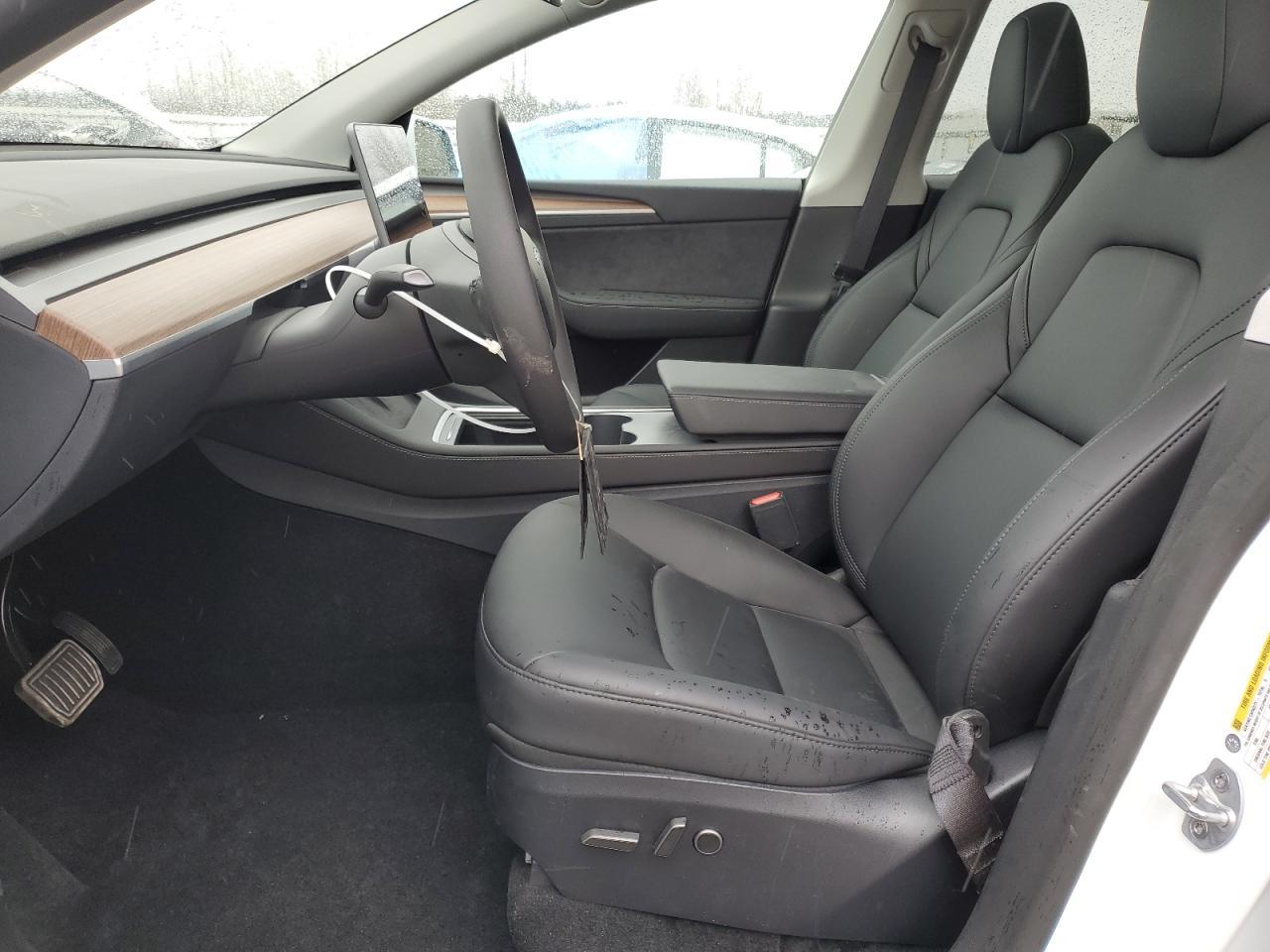2025 TESLA MODEL Y - Image 7