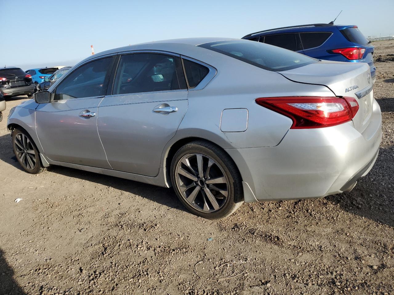 2017 NISSAN ALTIMA 2.5 - Фото 2
