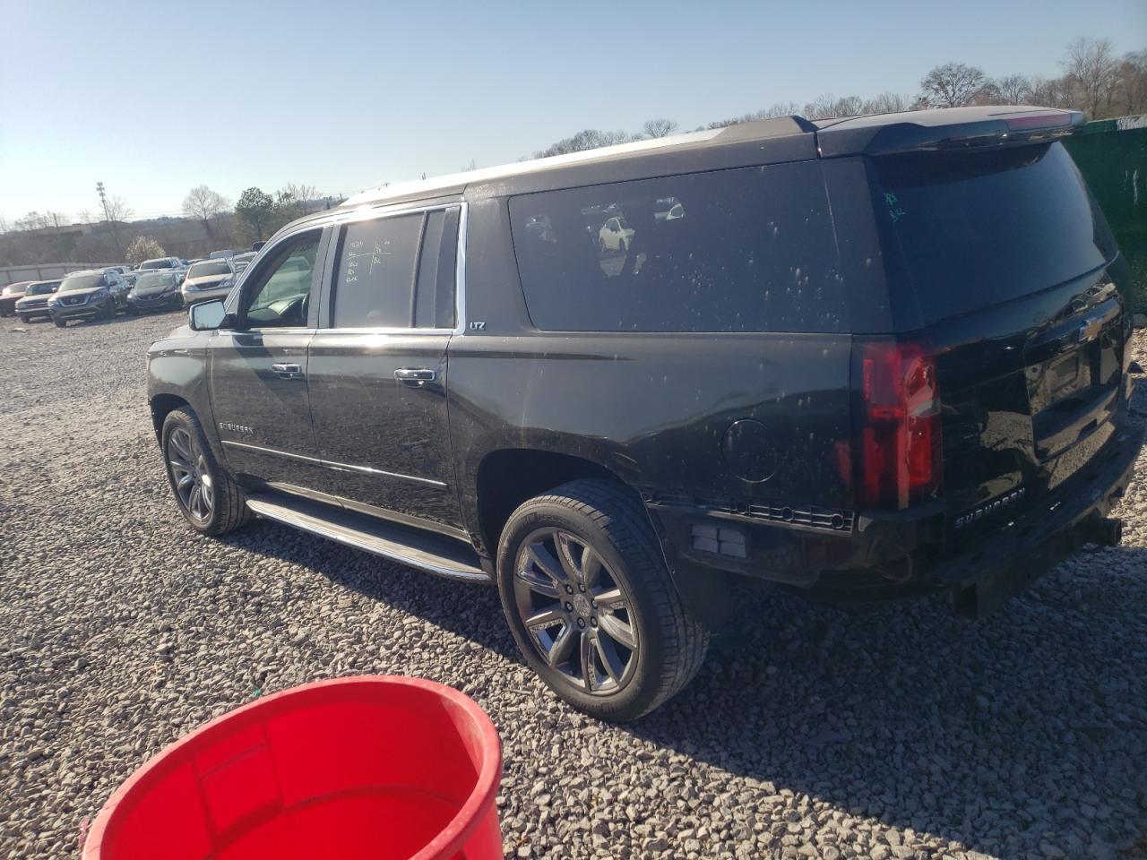 2015 CHEVROLET SUBURBAN C - Фото 2