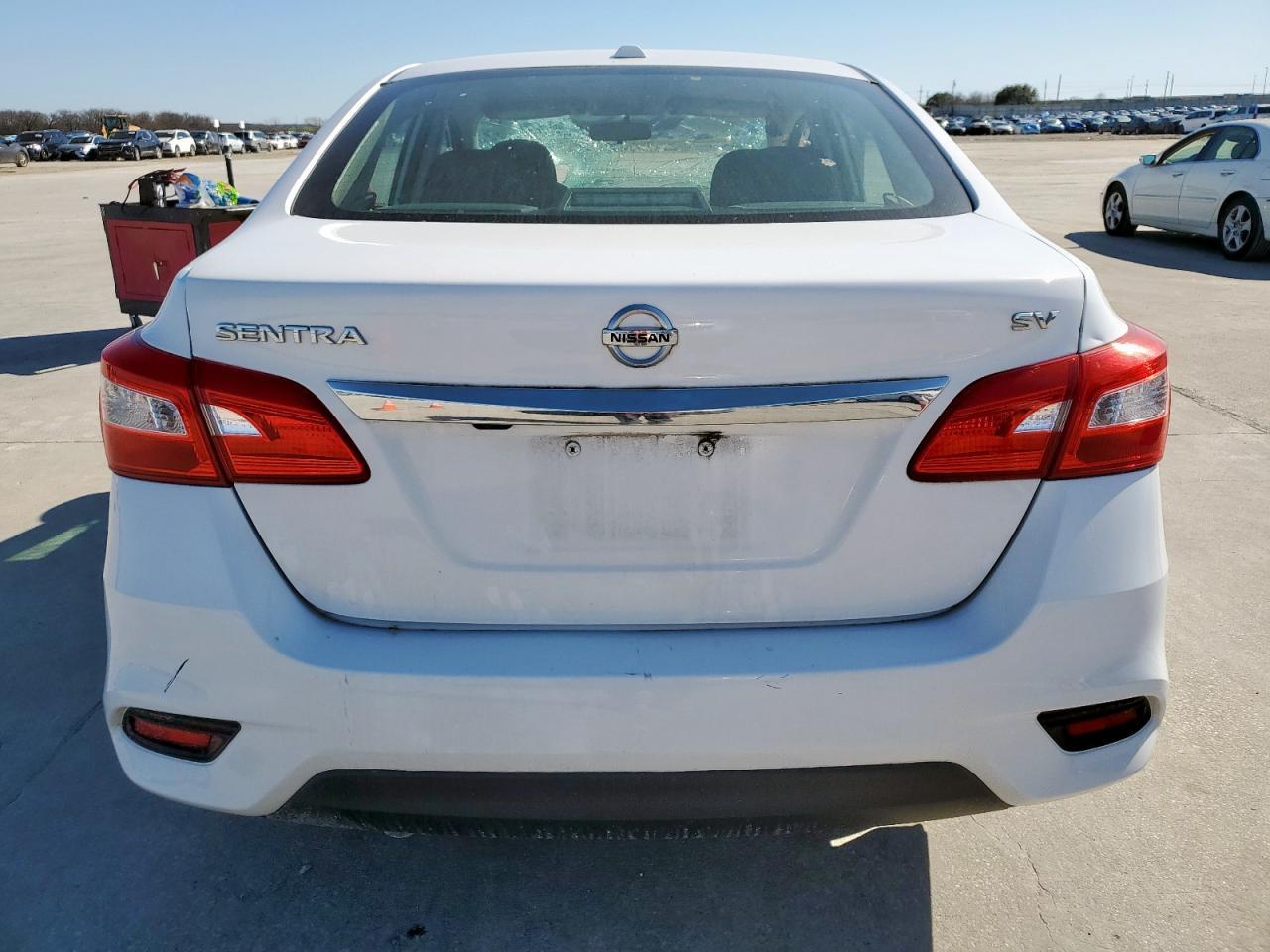 2017 NISSAN SENTRA S - Фото 6