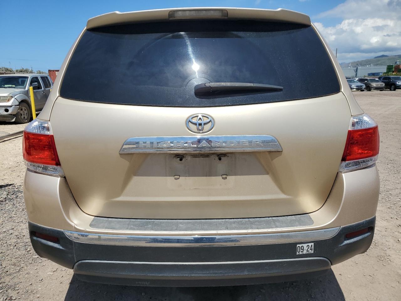 2011 TOYOTA HIGHLANDER - Image 6