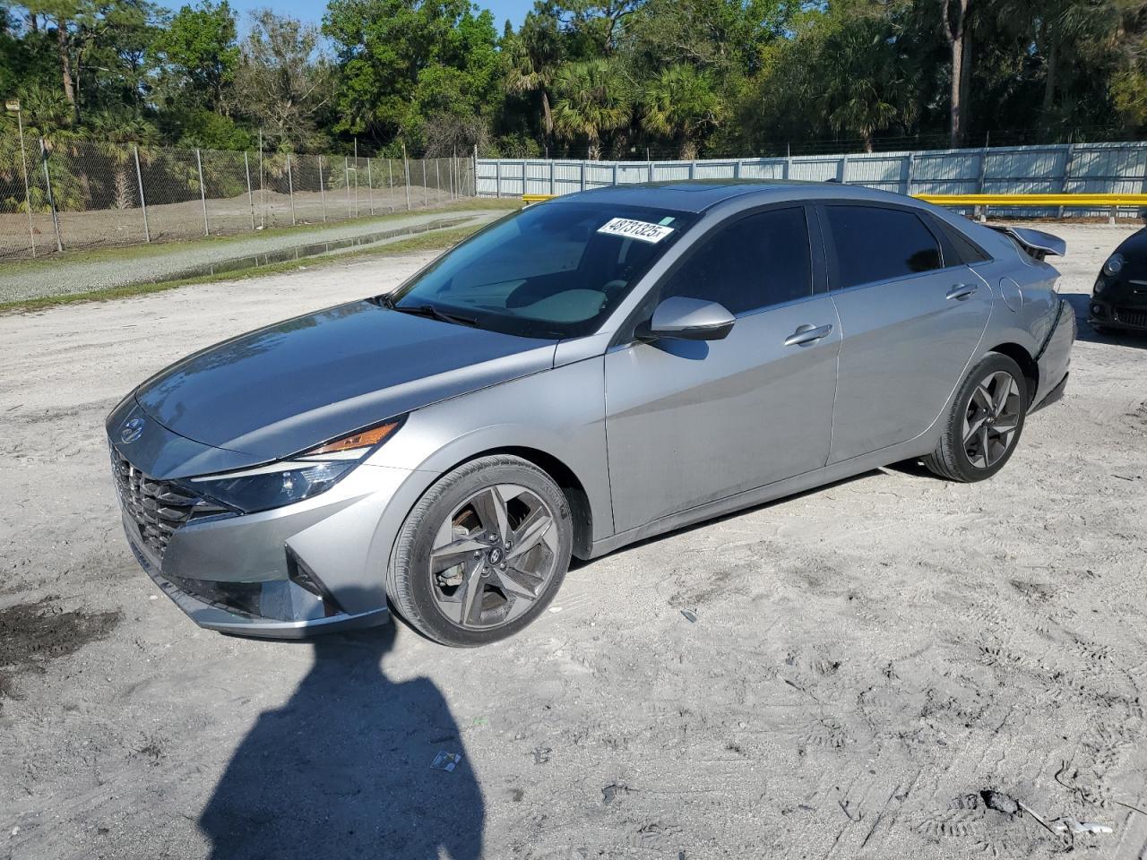 2022 HYUNDAI ELANTRA SE