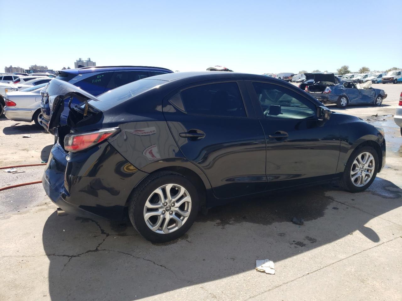 2017 TOYOTA YARIS IA - Фото 3