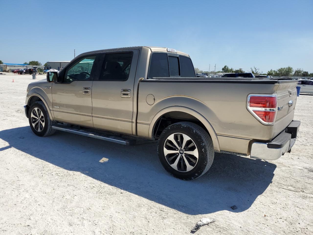 2014 FORD F150 SUPER - Image 2