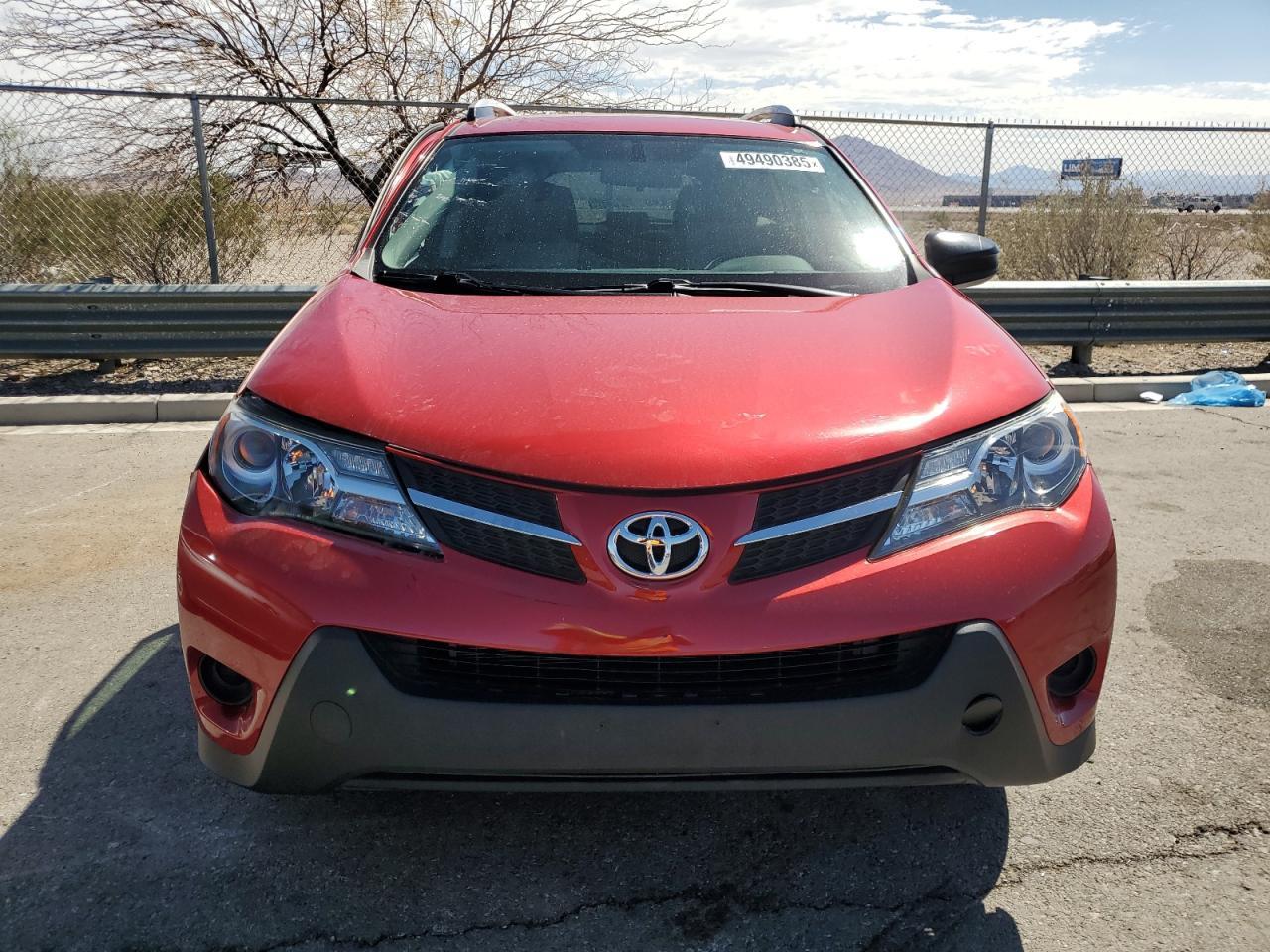 2015 TOYOTA RAV4 LE - Фото 5