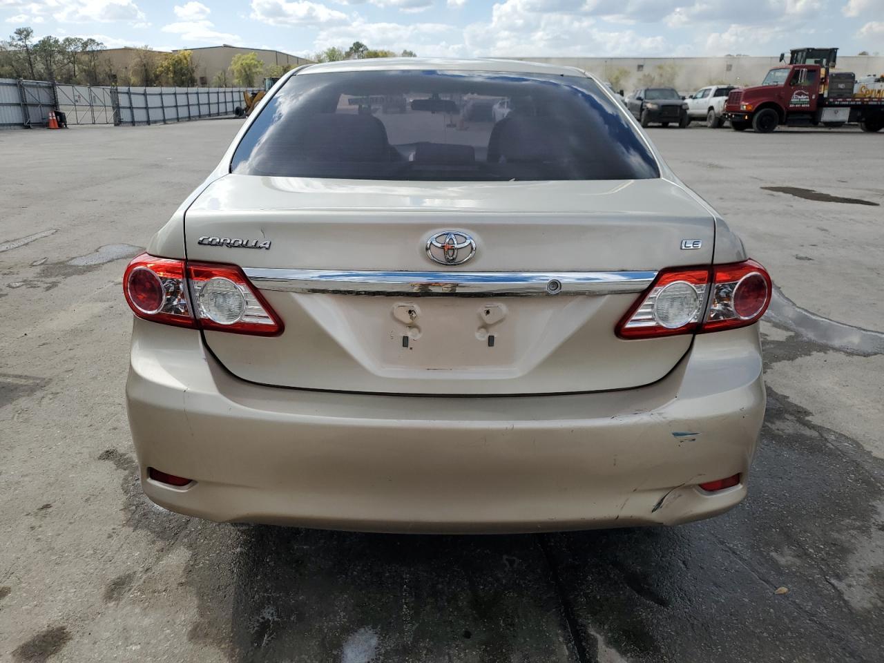 2013 TOYOTA COROLLA BA - Image 6