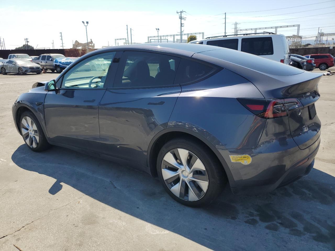 2022 TESLA MODEL Y - Image 2