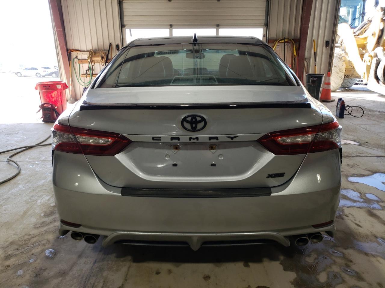 2019 TOYOTA CAMRY XSE - Image 6