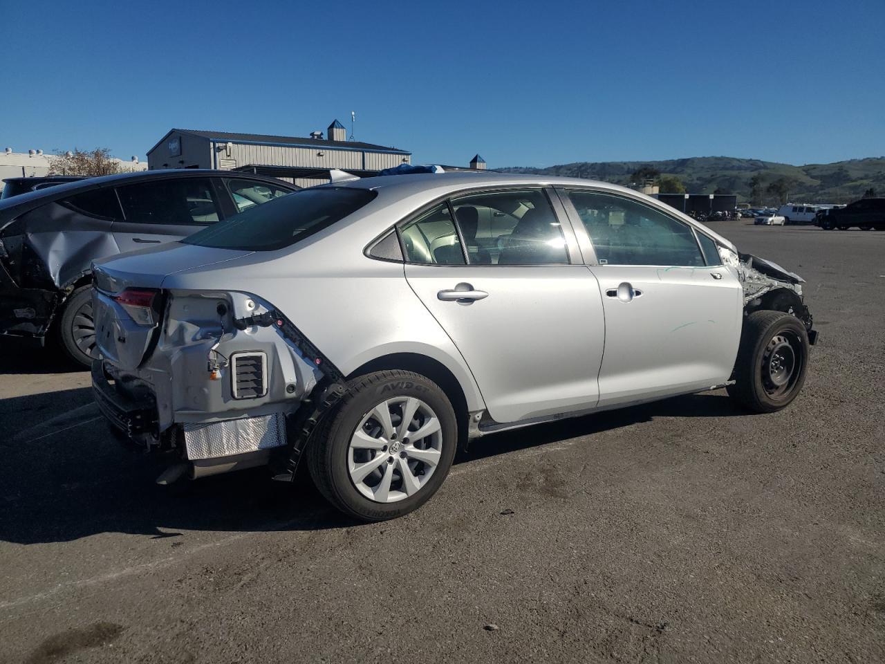 2022 TOYOTA COROLLA LE - Image 3