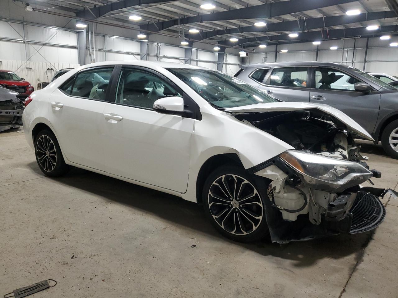 2015 TOYOTA COROLLA L - Image 4