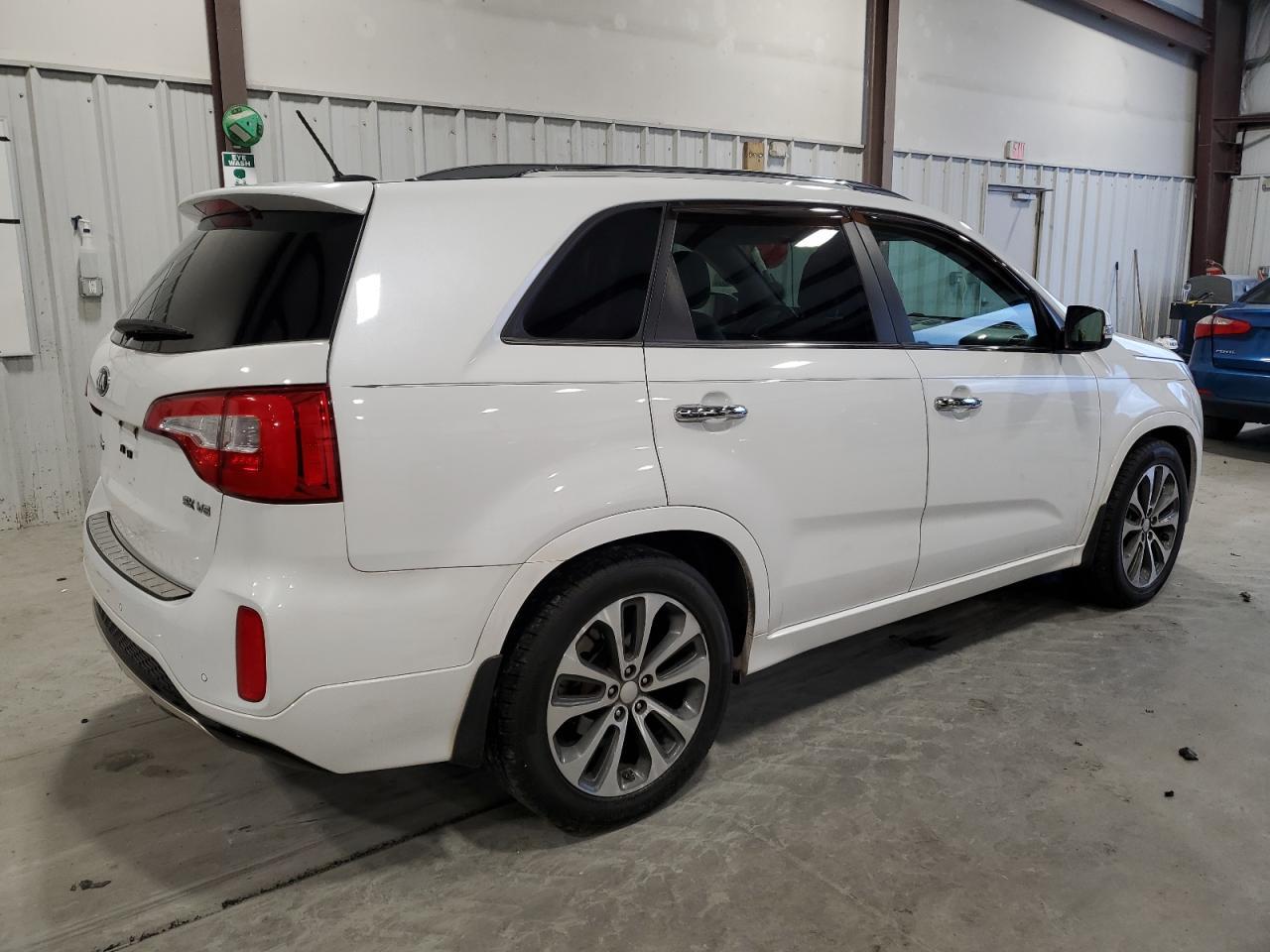 2015 KIA SORENTO SX - Image 3