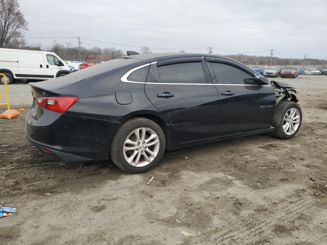 2017 CHEVROLET MALIBU LT - Image 3