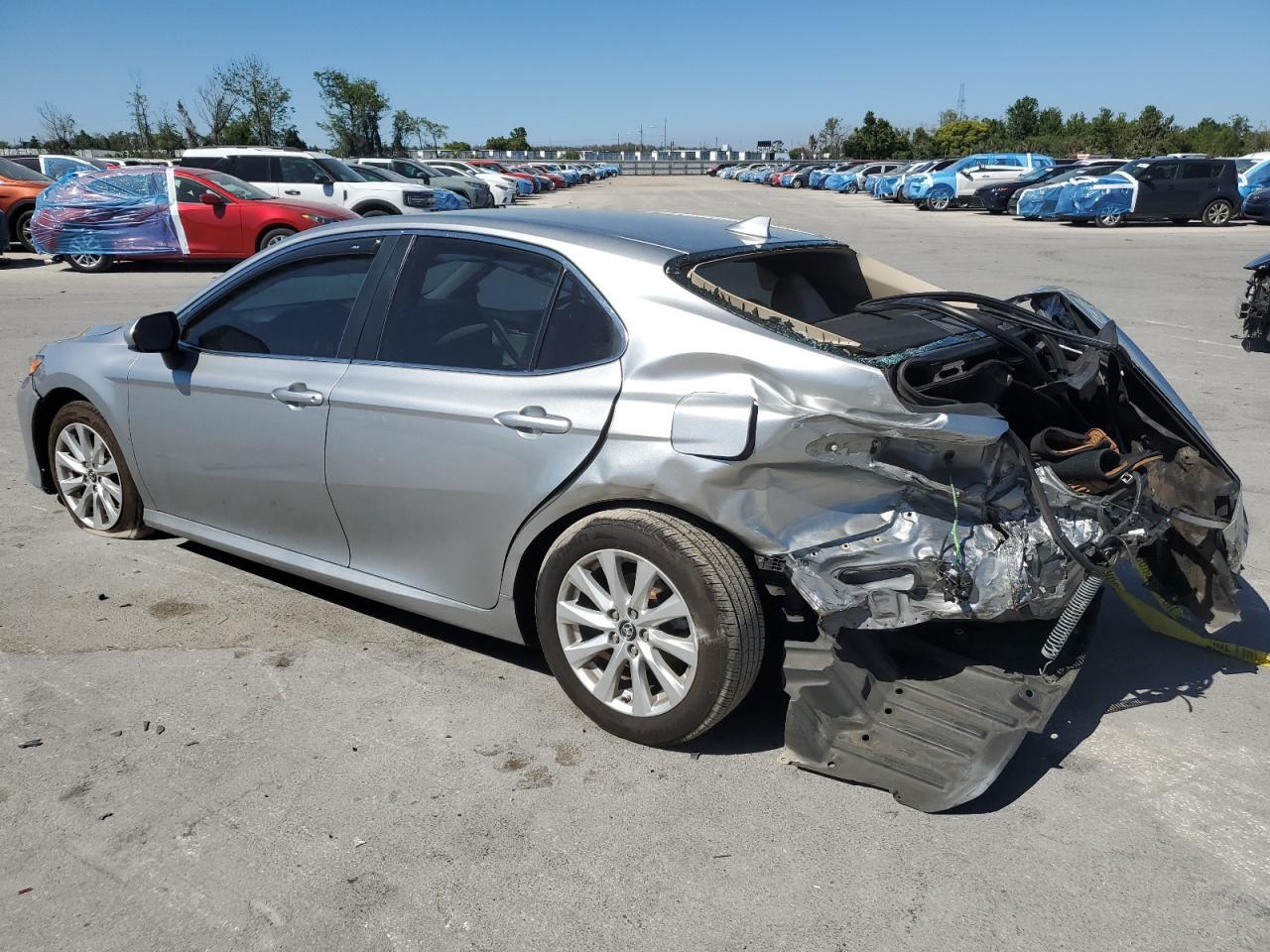 2019 TOYOTA CAMRY L - Фото 2