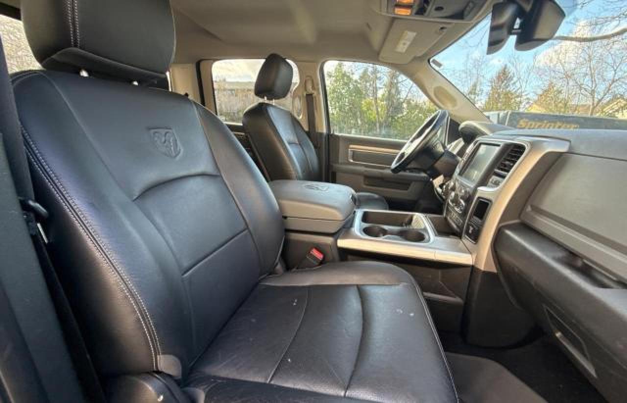 2017 RAM 1500 SLT - Image 5