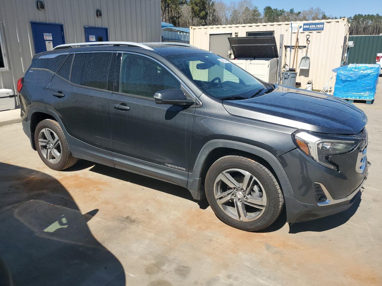 2018 GMC TERRAIN SL - Image 4