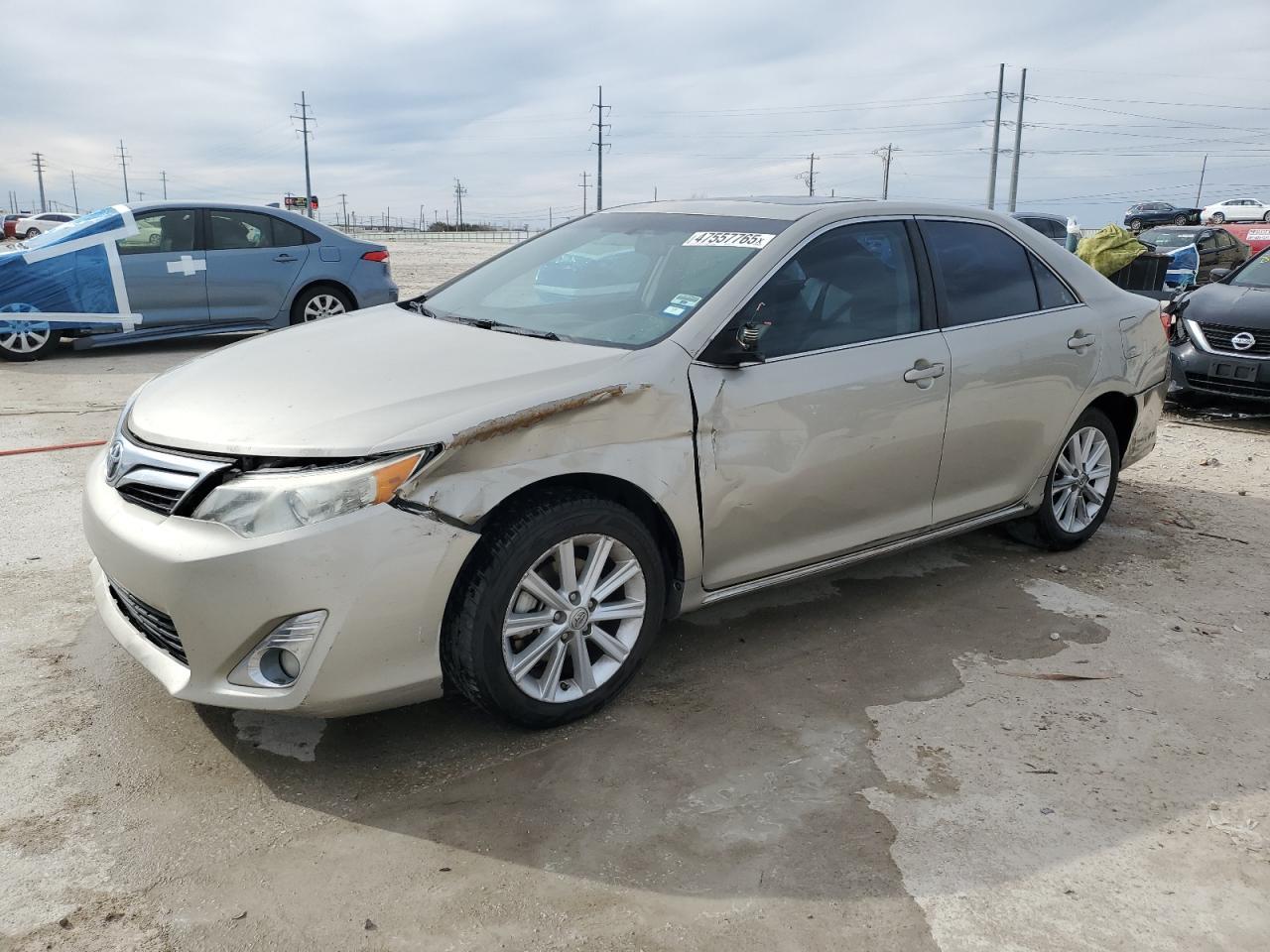 2014 TOYOTA CAMRY L