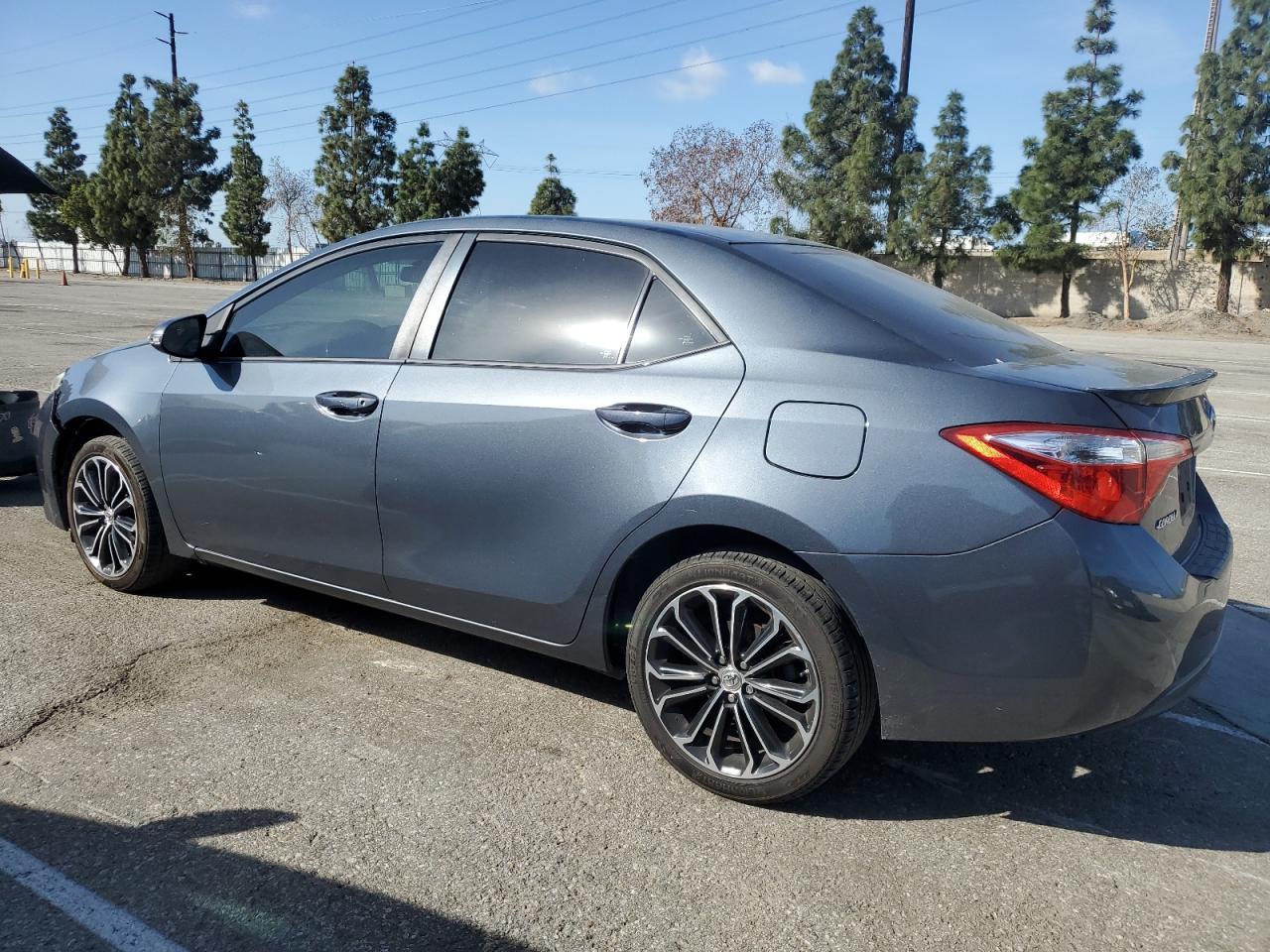 2014 TOYOTA COROLLA L - Image 2