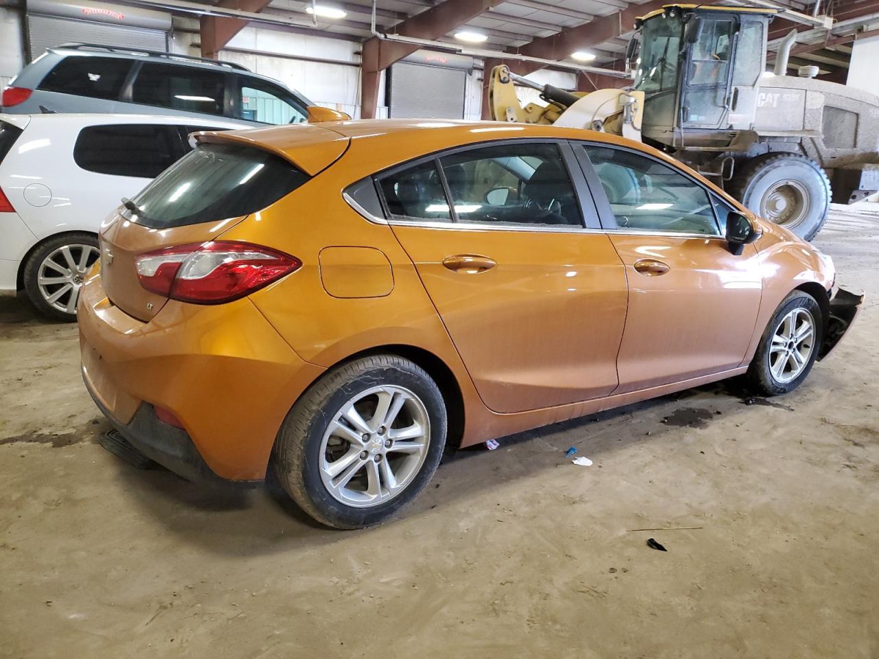 2017 CHEVROLET CRUZE LT - Image 3