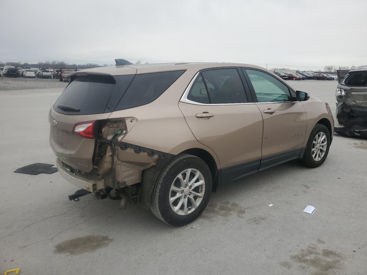 2019 CHEVROLET EQUINOX LT - Image 3