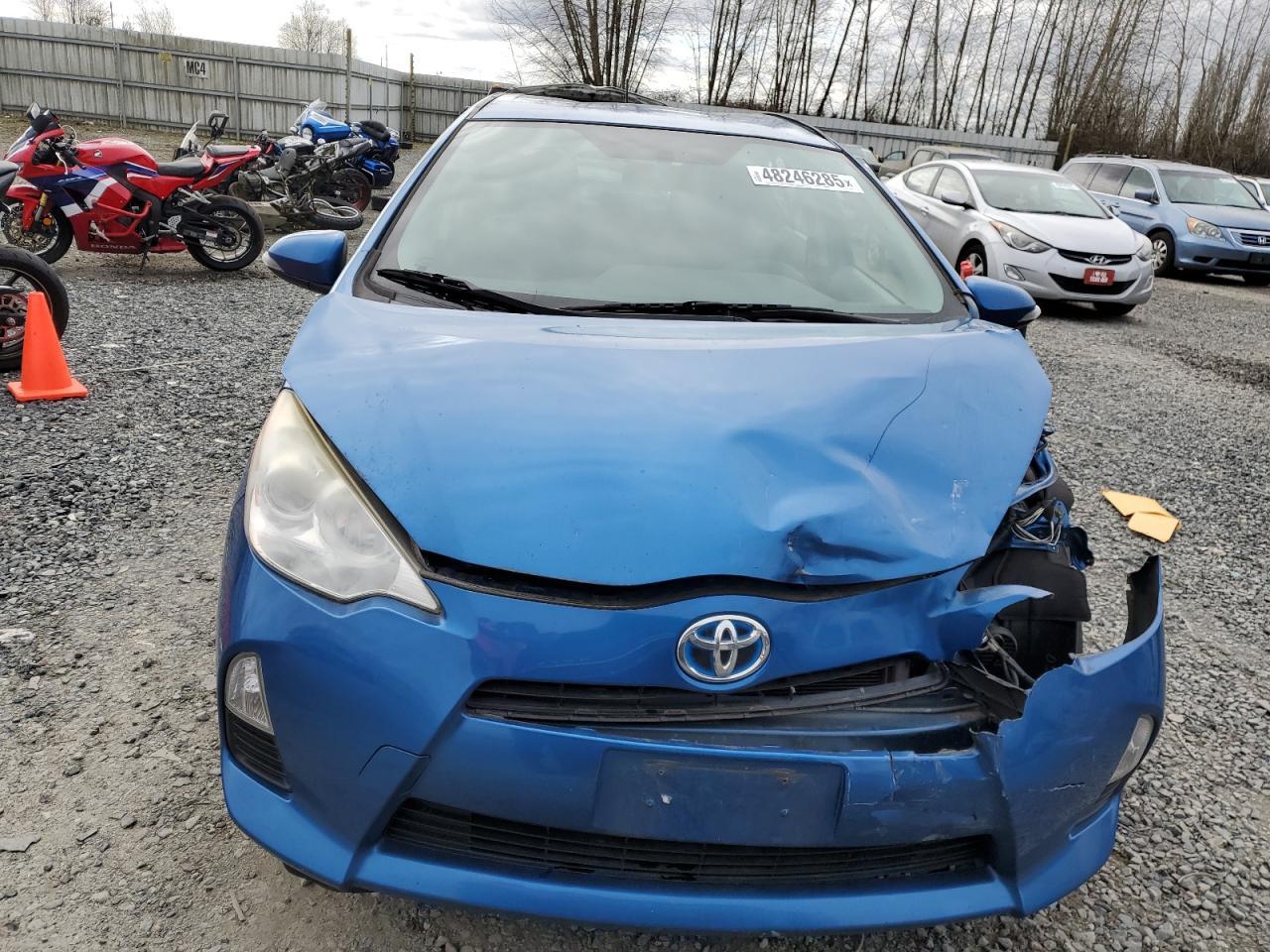 2013 TOYOTA PRIUS C - Image 5