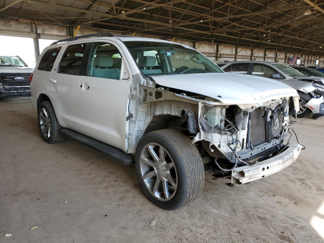 2013 TOYOTA SEQUOIA SR - Фото 4
