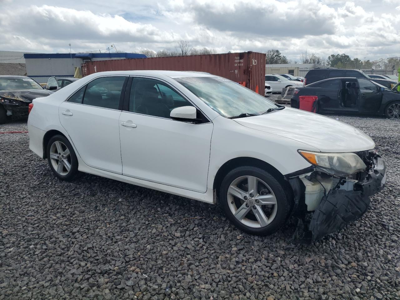 2013 TOYOTA CAMRY L - Фото 4