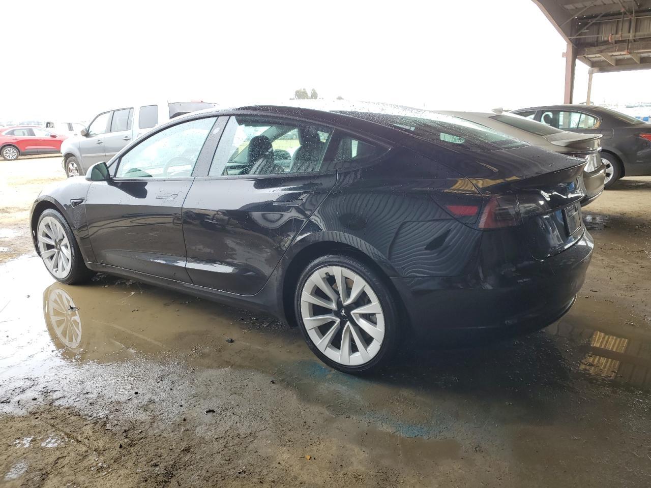2022 TESLA MODEL 3 - Image 2