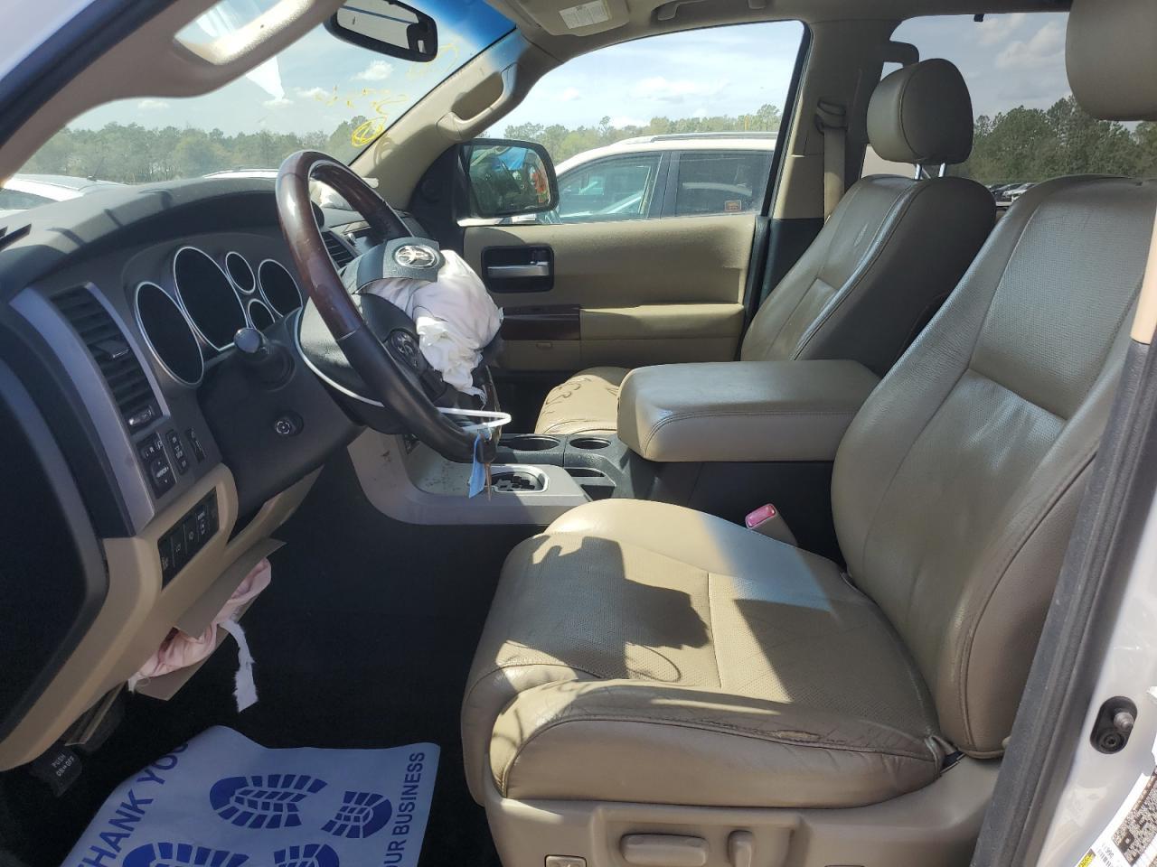 2013 TOYOTA SEQUOIA PL - Image 7