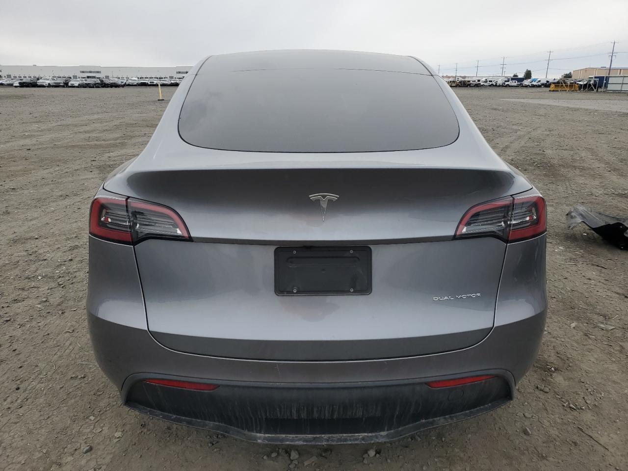 2025 TESLA MODEL Y - Image 6