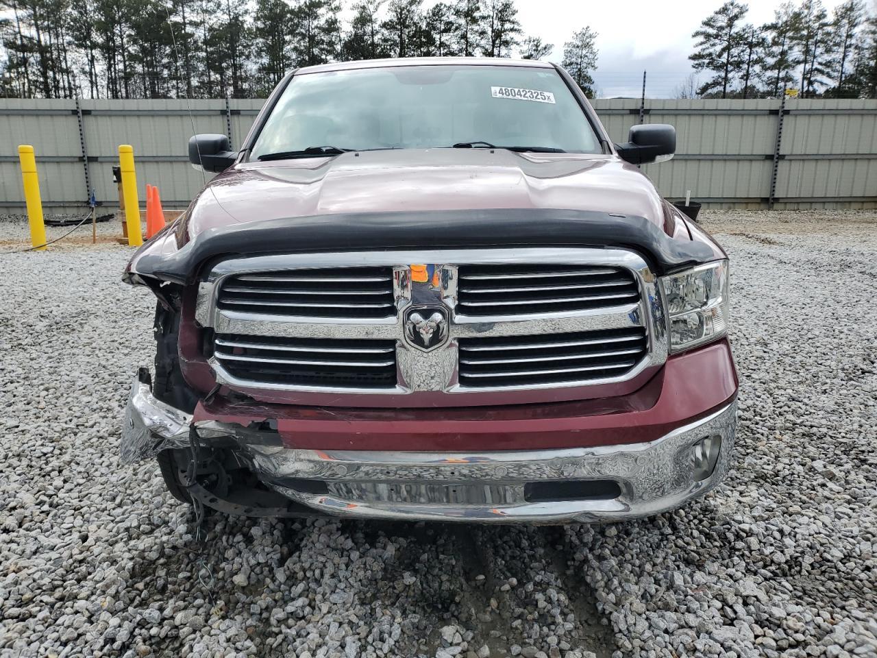 2017 RAM 1500 SLT - Фото 5