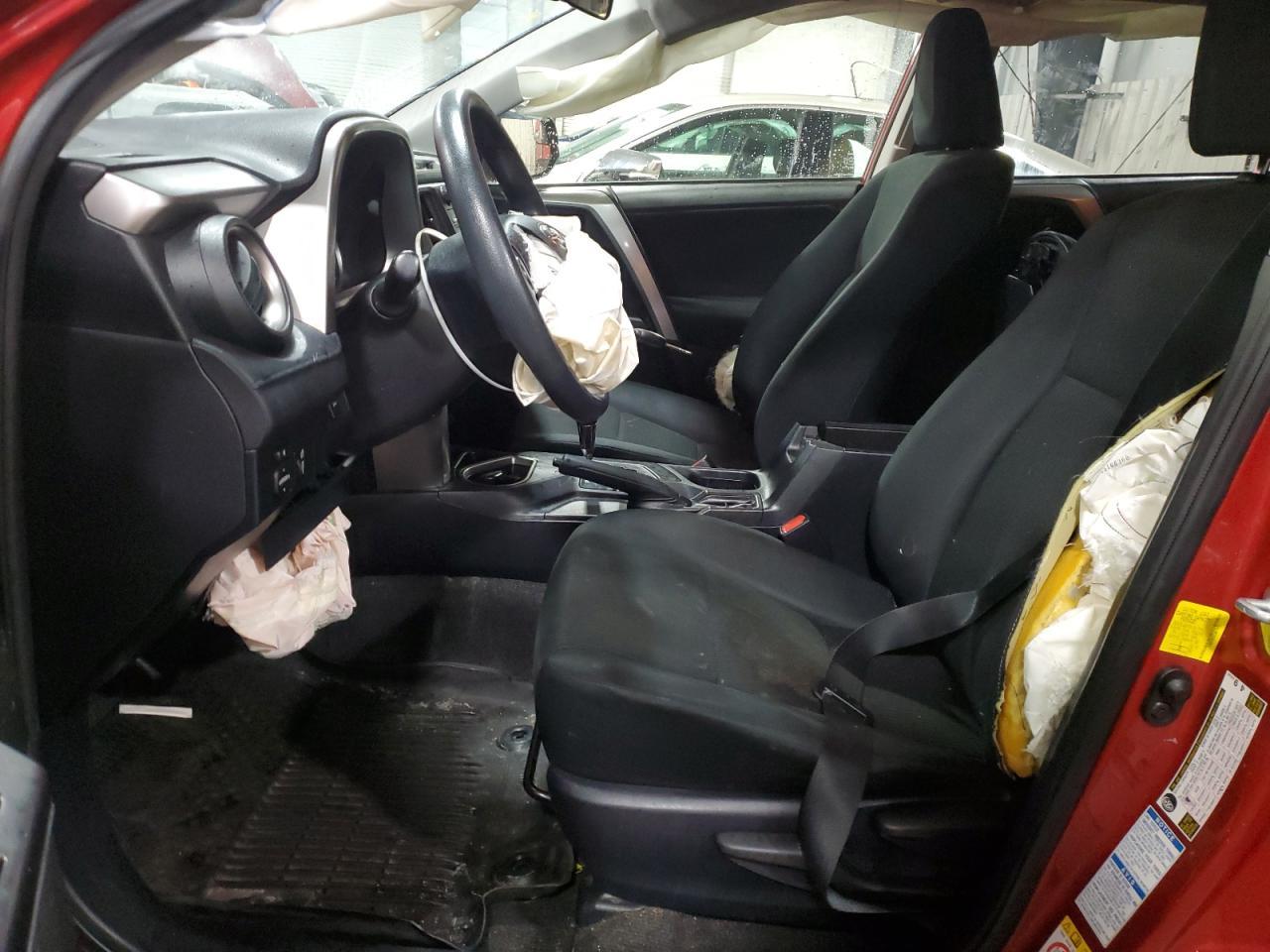 2016 TOYOTA RAV4 LE - Фото 7