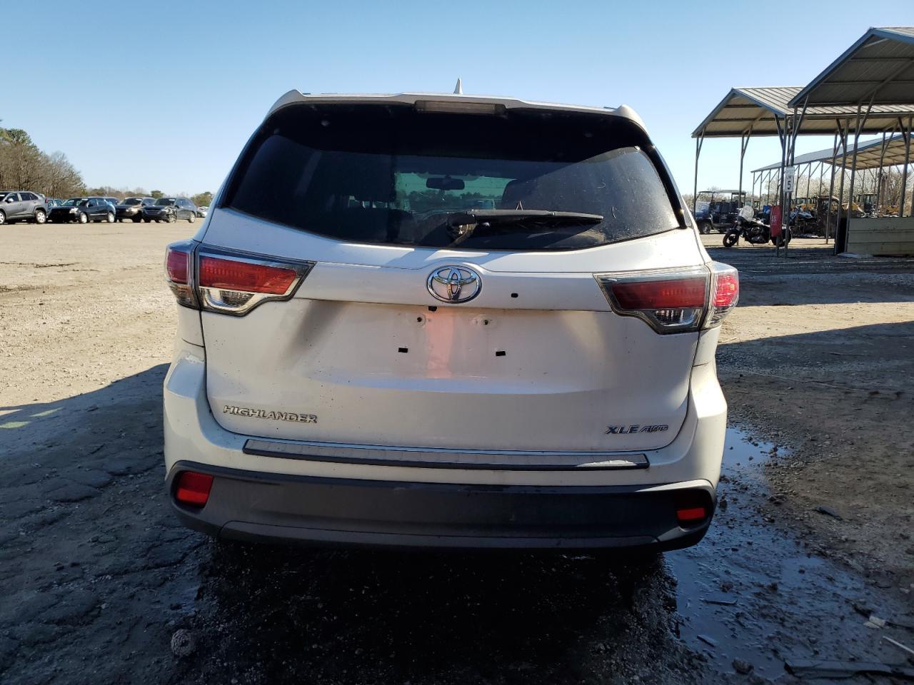 2015 TOYOTA HIGHLANDER - Image 6