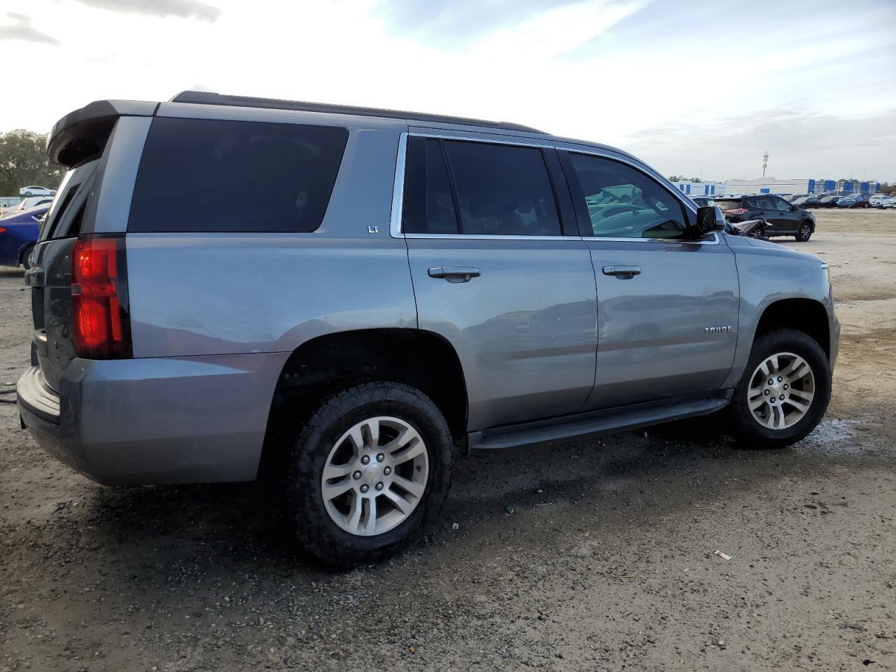2019 CHEVROLET TAHOE K150 - Фото 3