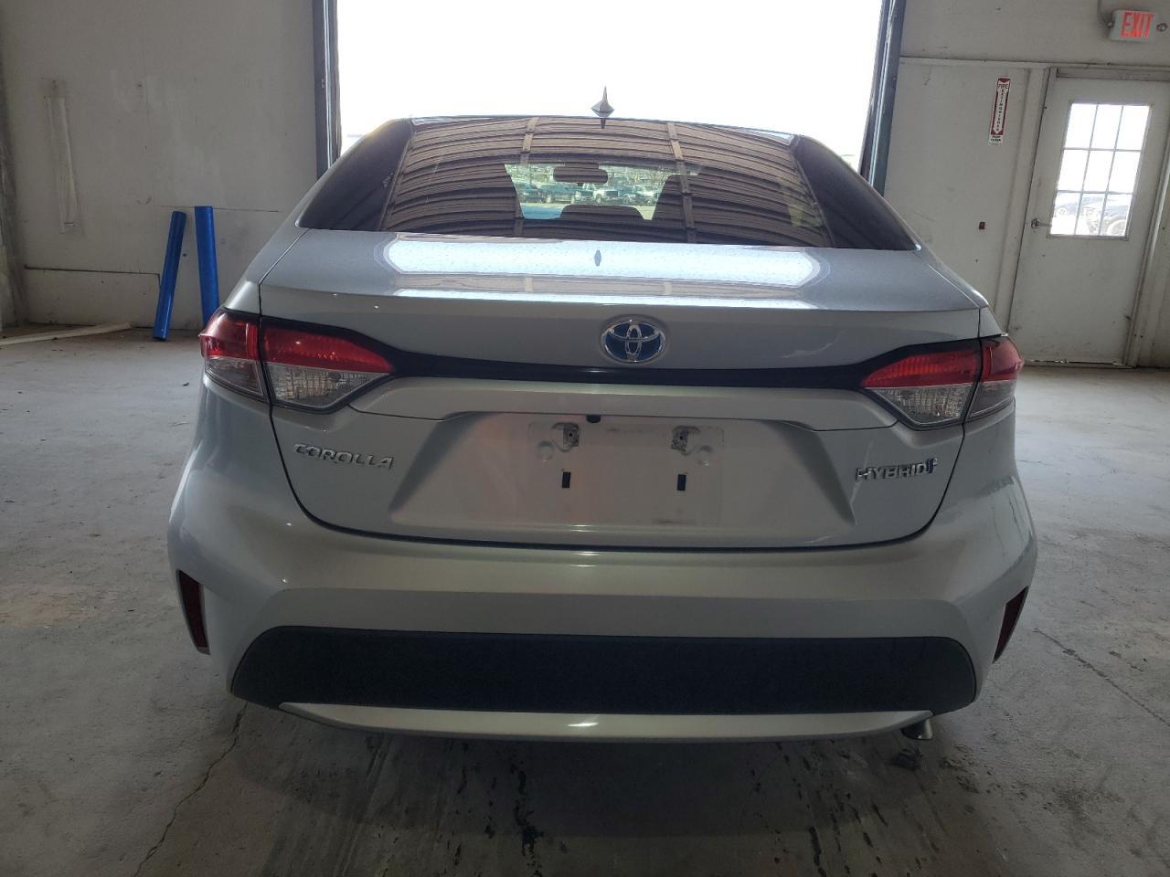 2021 TOYOTA COROLLA LE - Image 6
