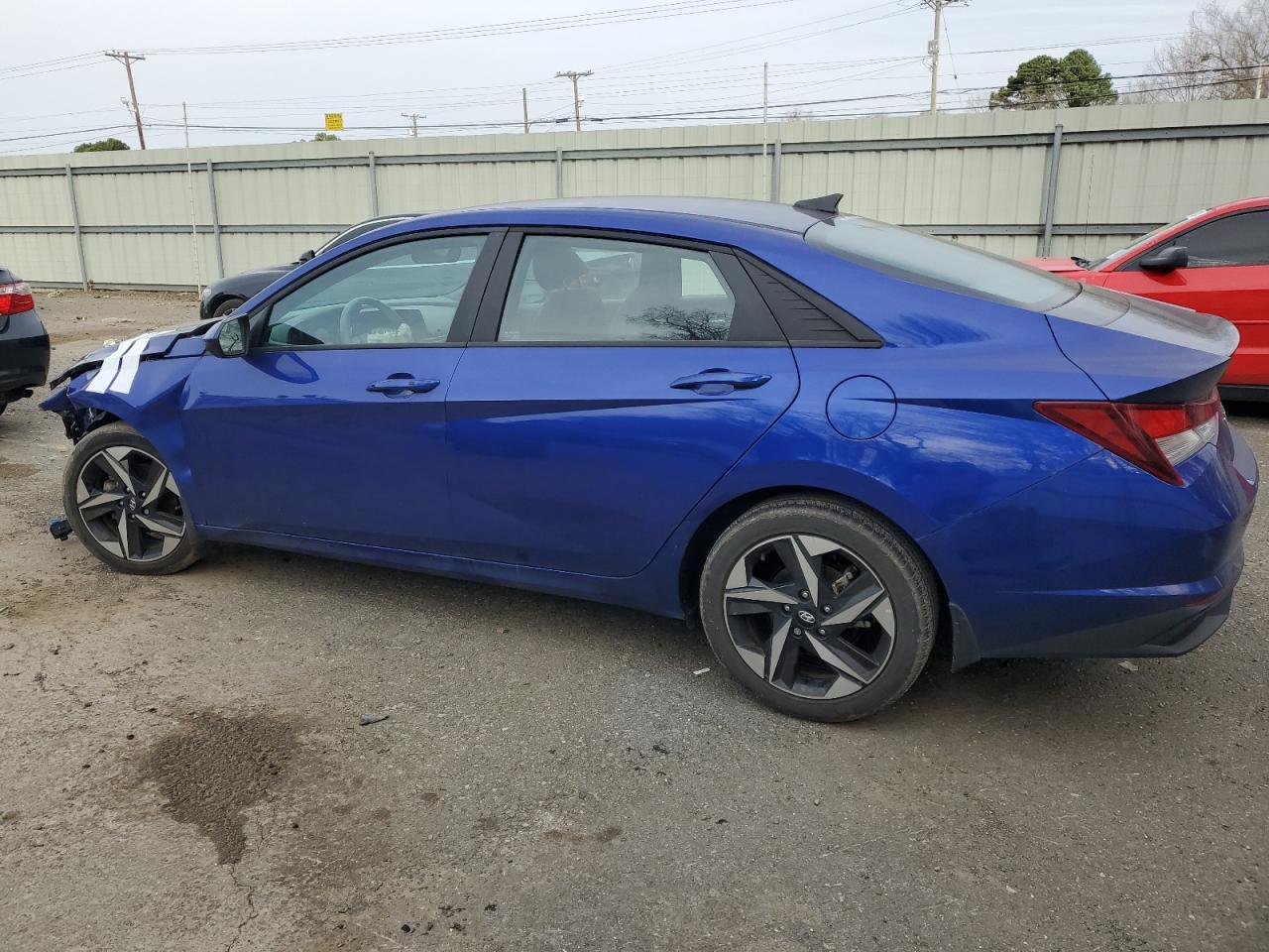 2023 HYUNDAI ELANTRA SE - Фото 2