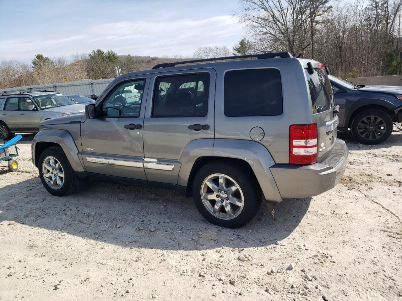 2012 JEEP LIBERTY SP - Фото 2