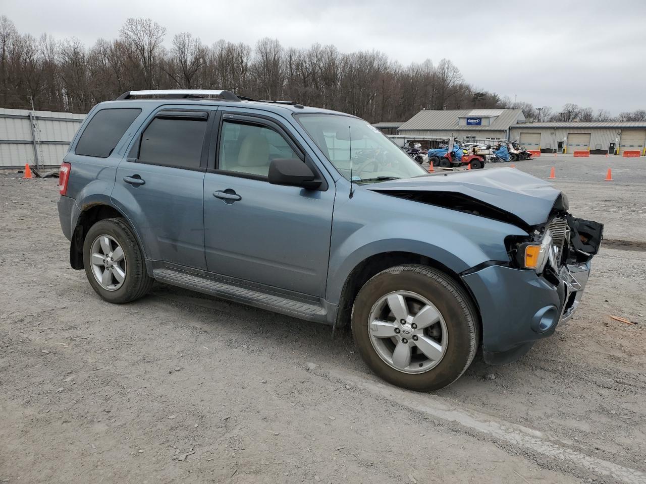 2012 FORD ESCAPE LIM - Image 4