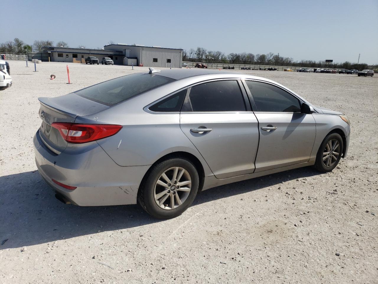 2017 HYUNDAI SONATA SE - Фото 3