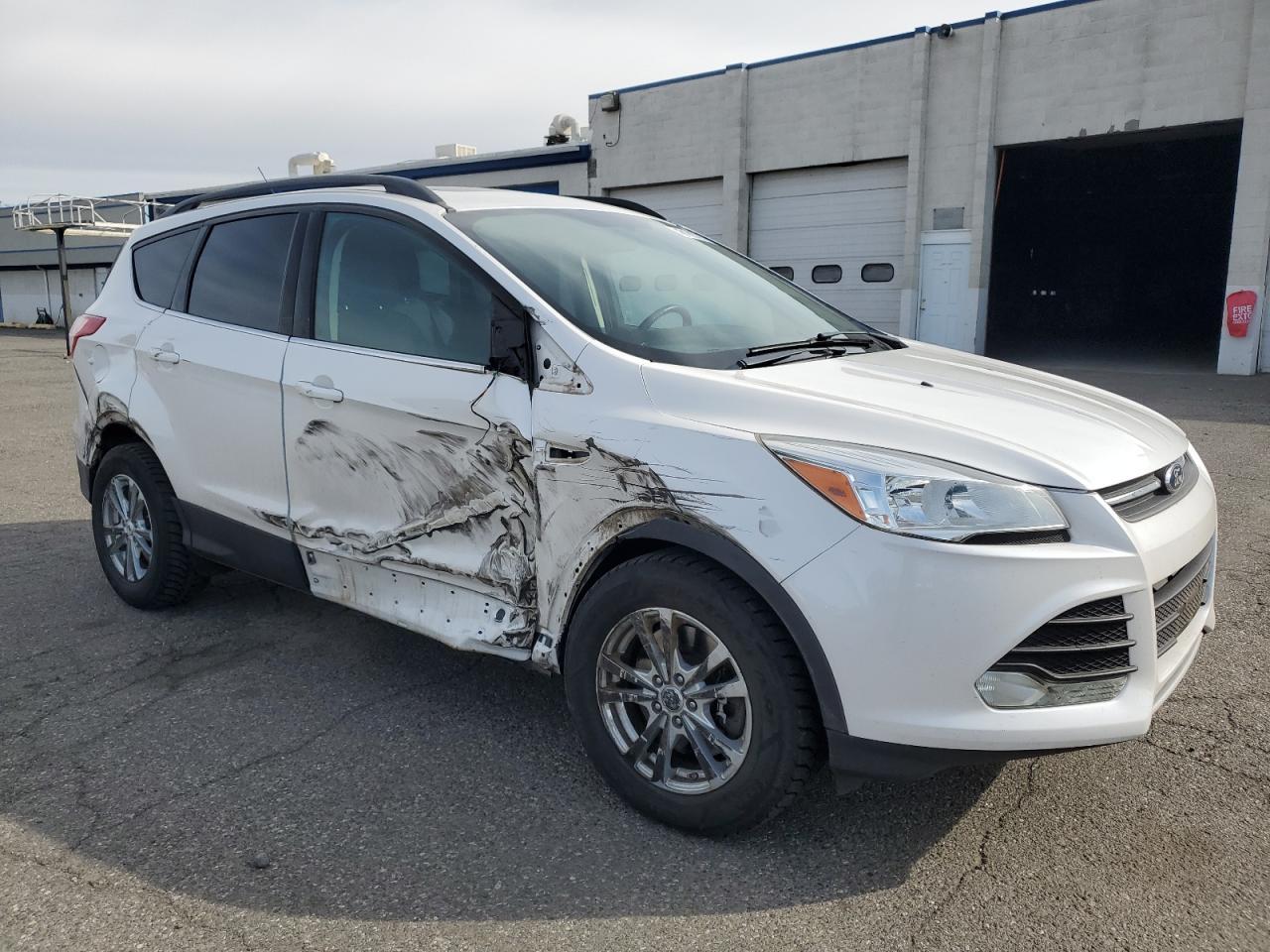 2014 FORD ESCAPE SE - Image 4