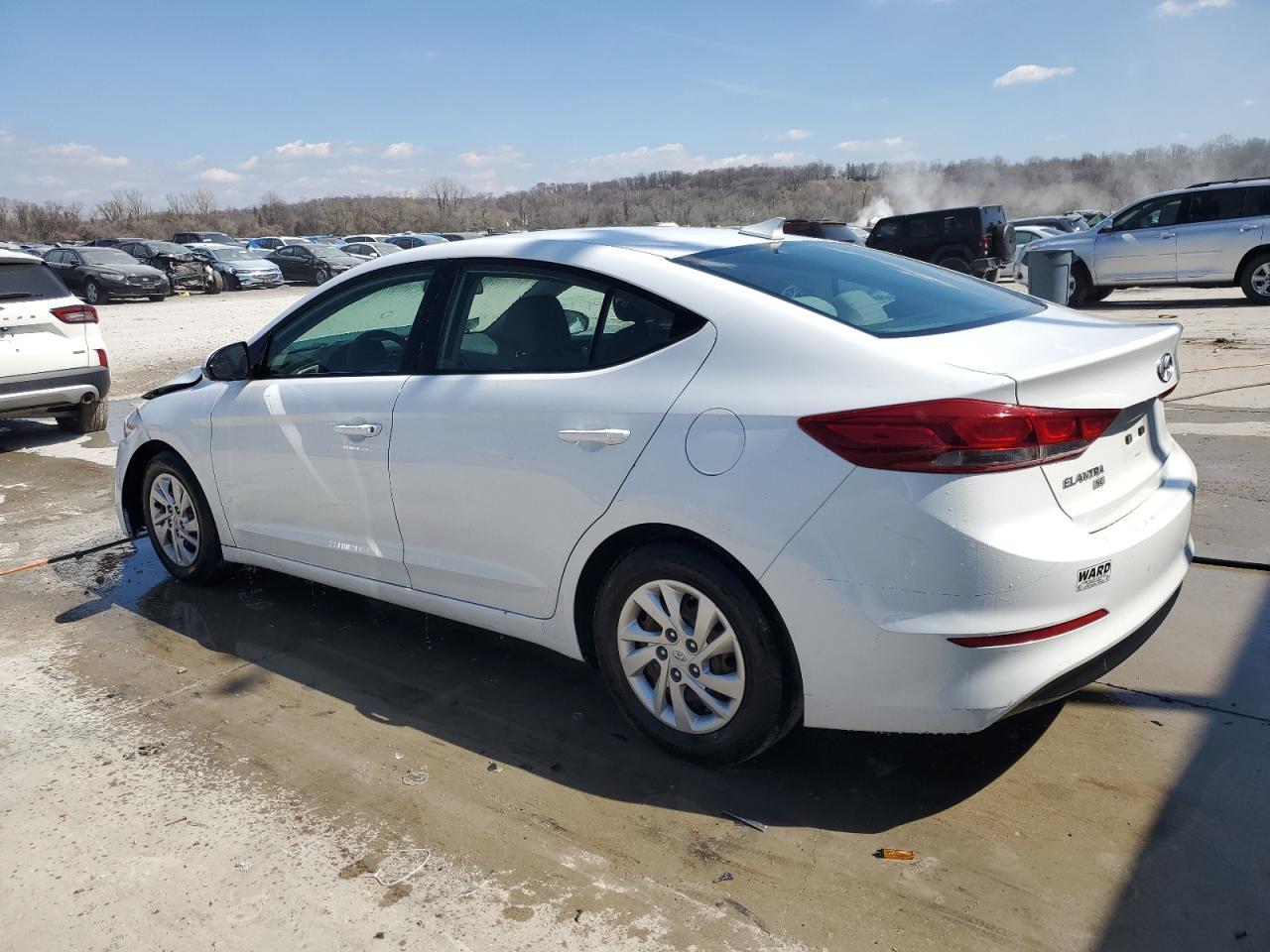 2017 HYUNDAI ELANTRA SE - Фото 2