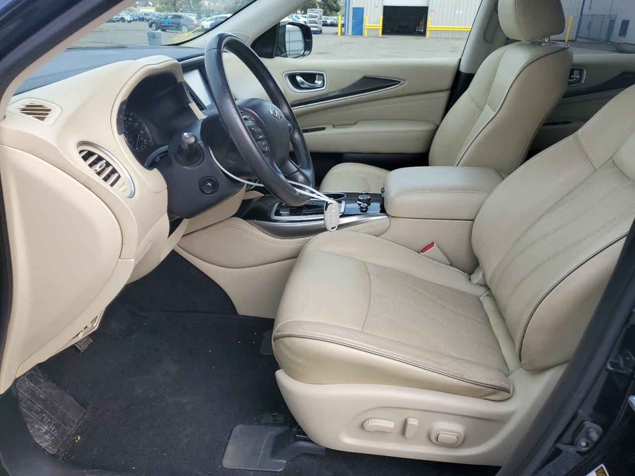 2017 INFINITI QX60 - Фото 7