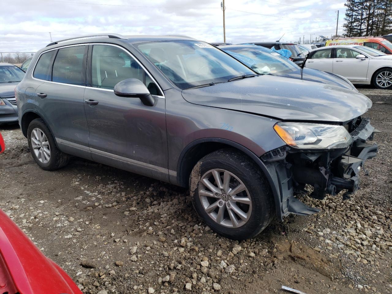 2014 VOLKSWAGEN TOUAREG V6 - Фото 4