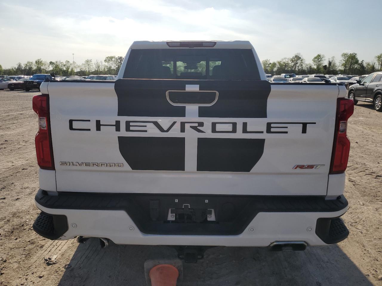 2023 CHEVROLET SILVERADO - Фото 6