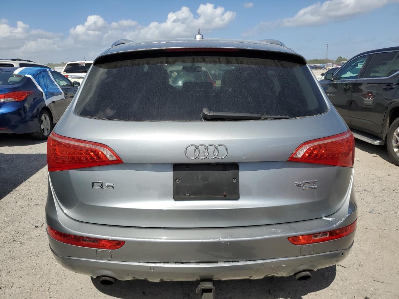 2011 AUDI Q5 PREMIUM - Фото 6
