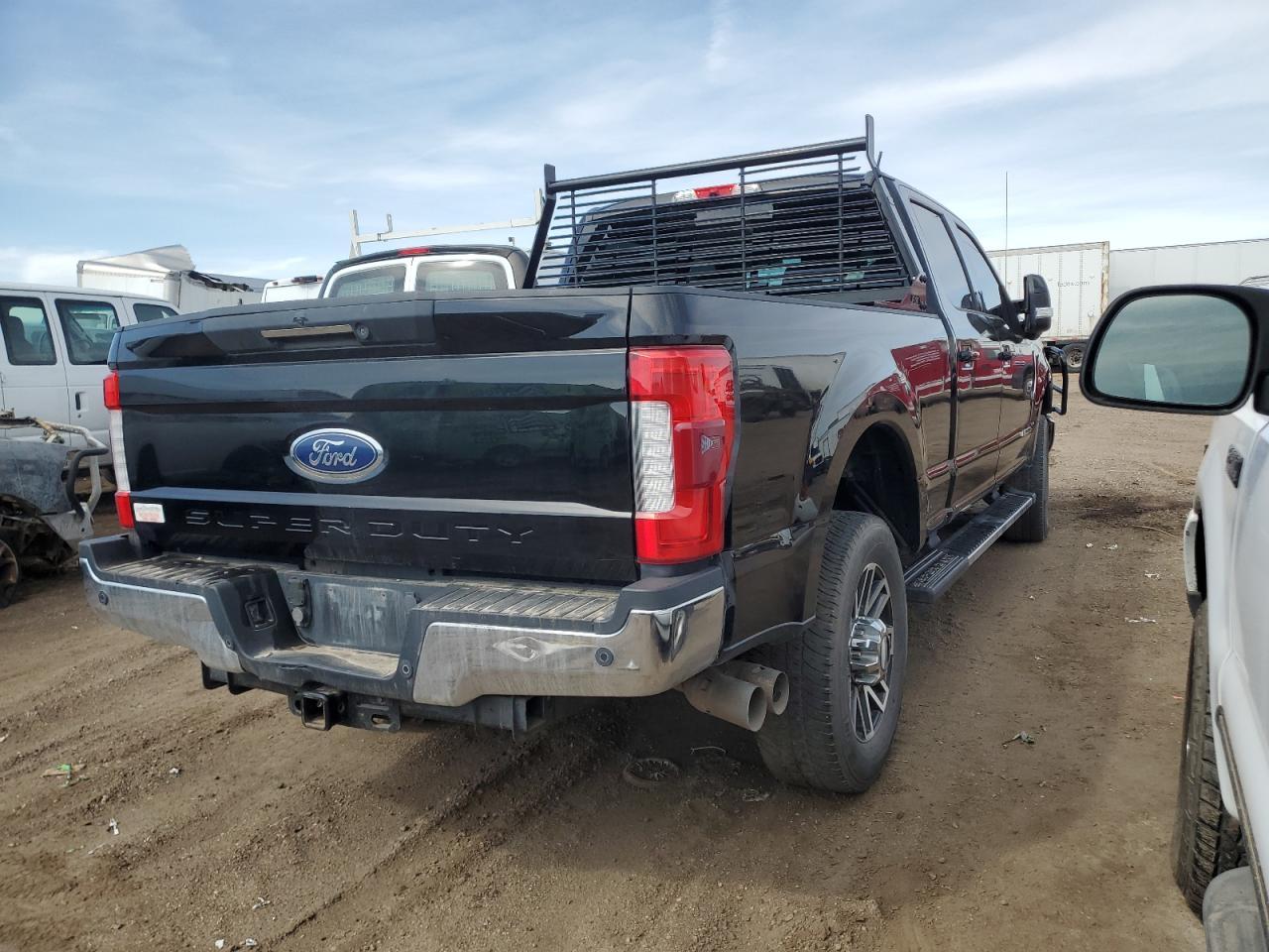 2017 FORD F350 SUPER - Image 3