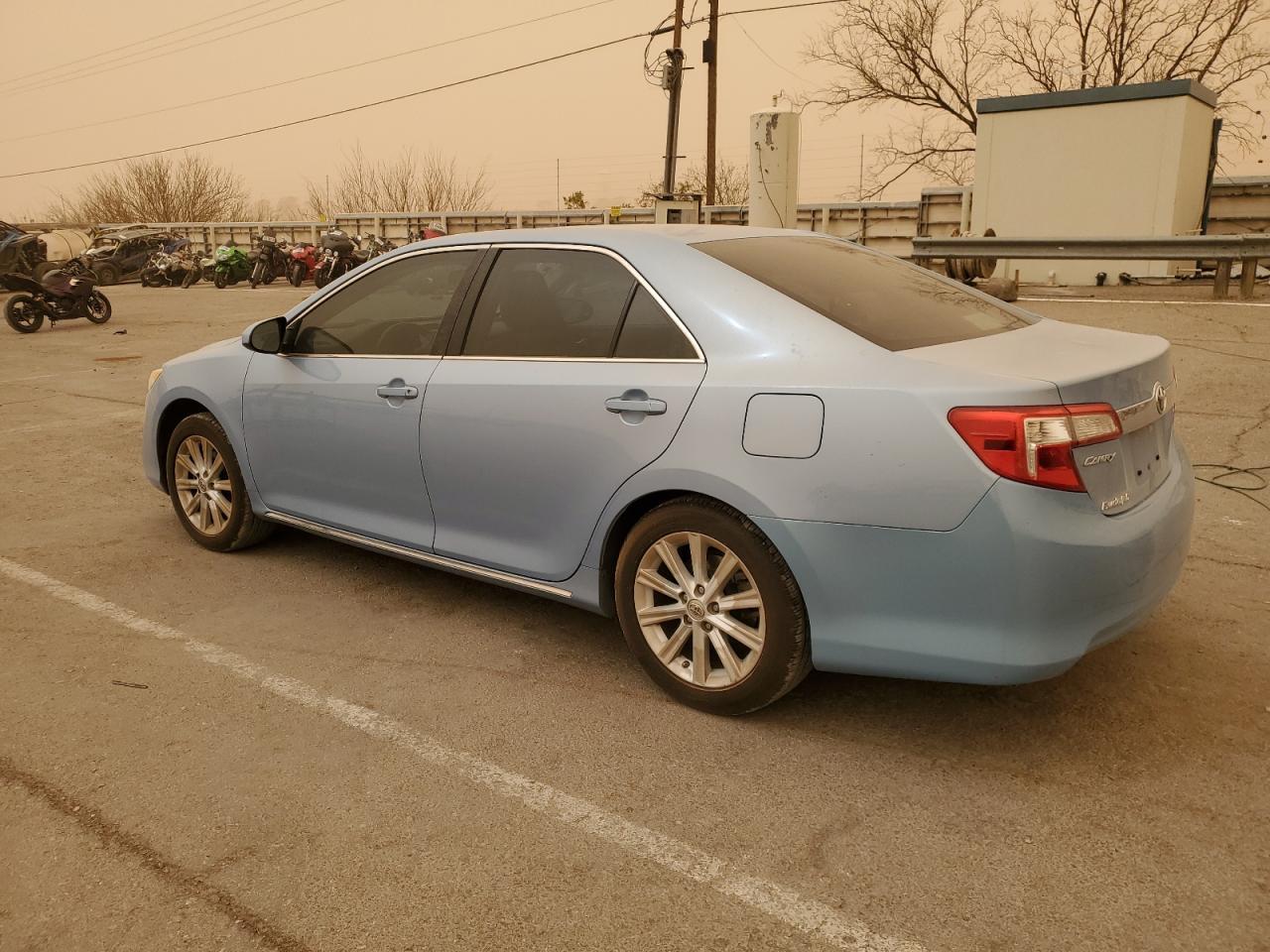 2013 TOYOTA CAMRY L - Фото 2