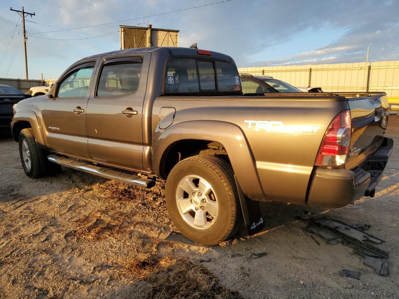 2014 TOYOTA TACOMA DOU - Фото 2