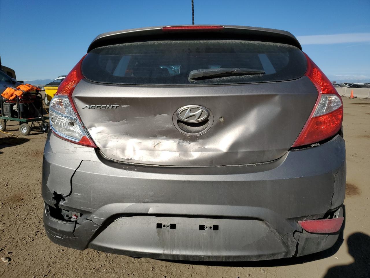 2014 HYUNDAI ACCENT GLS - Image 6